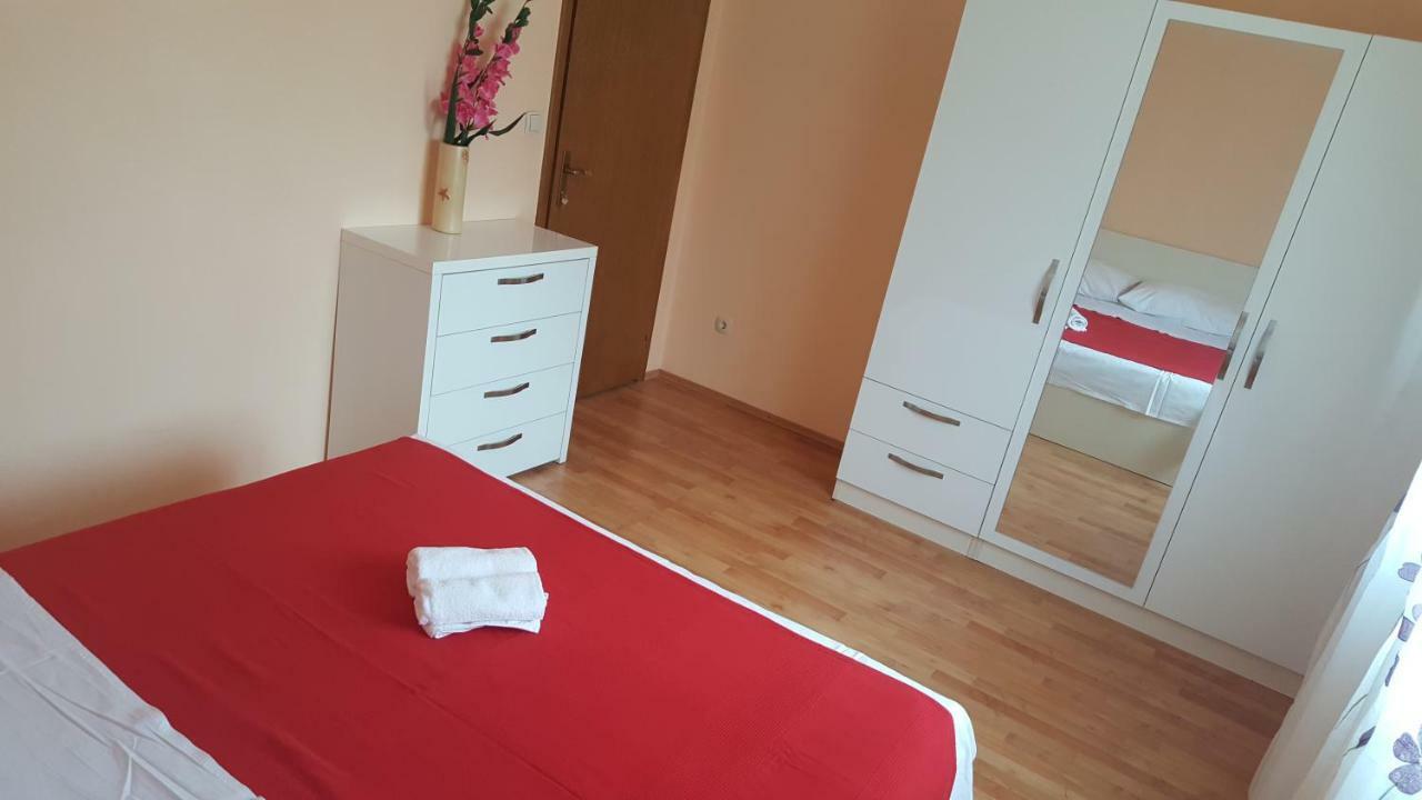 Apartmani Goga Starigrad Paklenica Exteriér fotografie