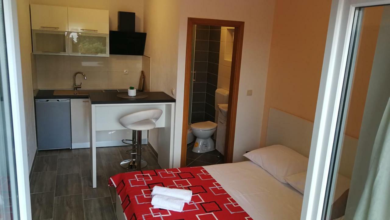 Apartmani Goga Starigrad Paklenica Exteriér fotografie