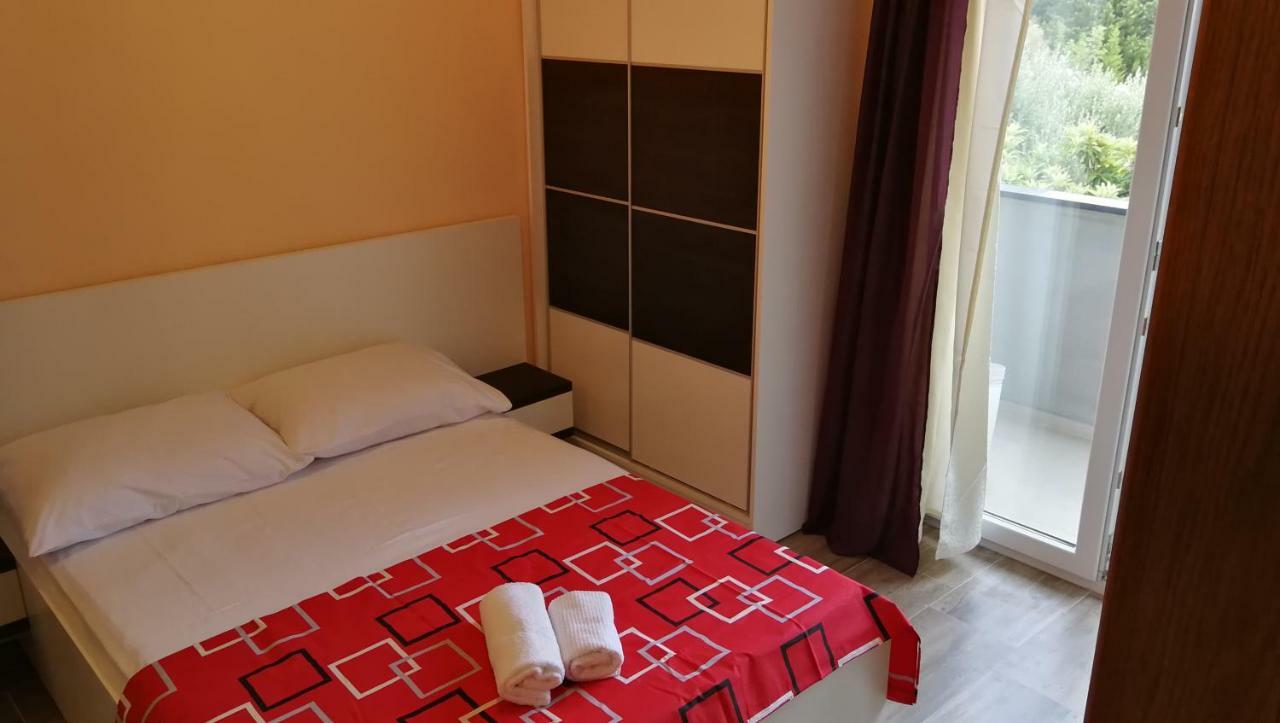 Apartmani Goga Starigrad Paklenica Exteriér fotografie